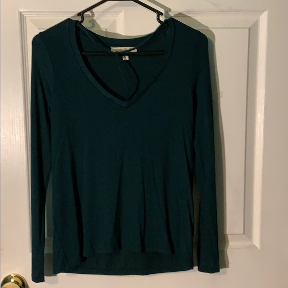 Express one eleven long sleeve top in green.